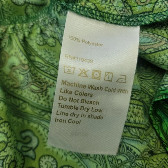 JB By Julie Brown New York Paisley Print Split Mock Neck Bell 3/4 Sleeve Top - Picture 9 of 10